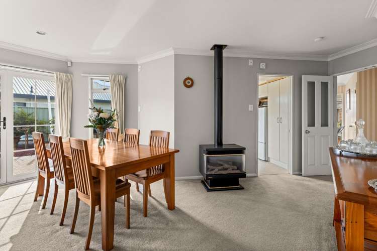 52 Kensington Drive Taradale_6