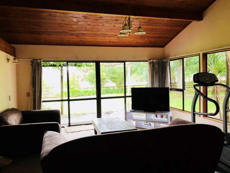 54 Young Access Dairy Flat_14