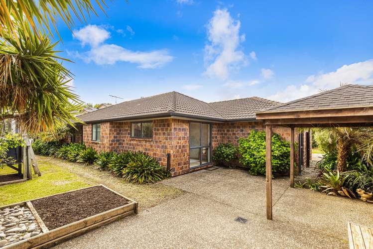 10 Grassfield Place Waimauku_8