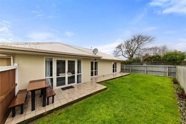 16a Dunedin Street Redwood_1