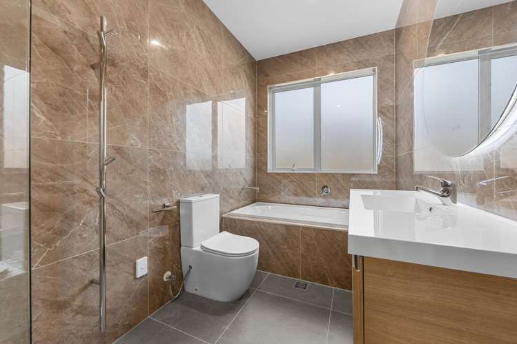 5 Tuwai Crescent Opaheke_14