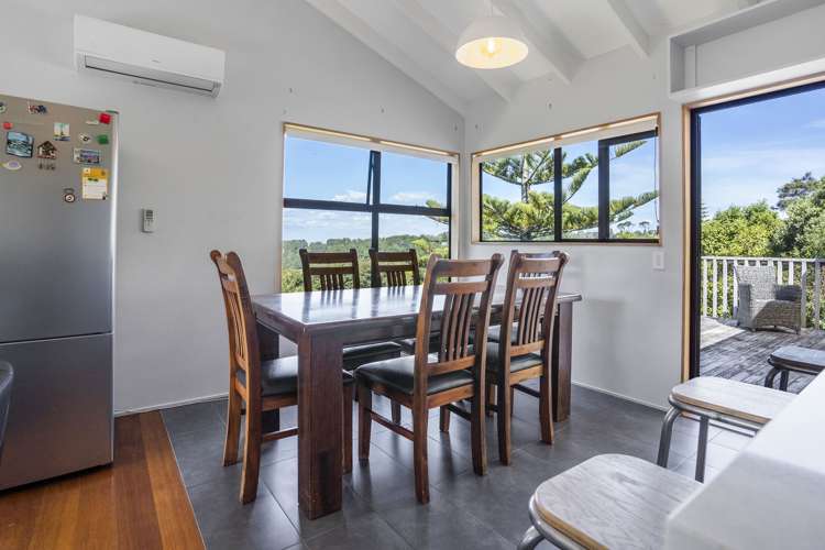 448 Huia Road Laingholm_8