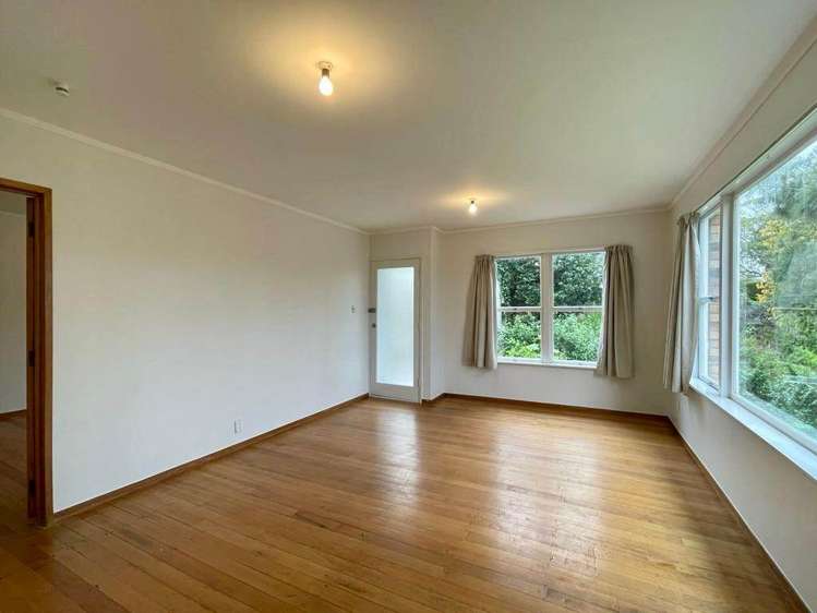 Great North Road Pt Chevalier_2