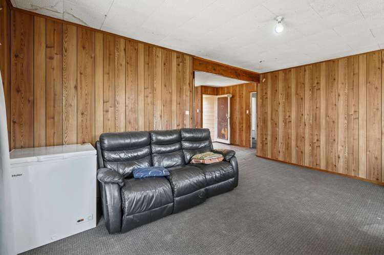 139 Pine Drive Murupara_8