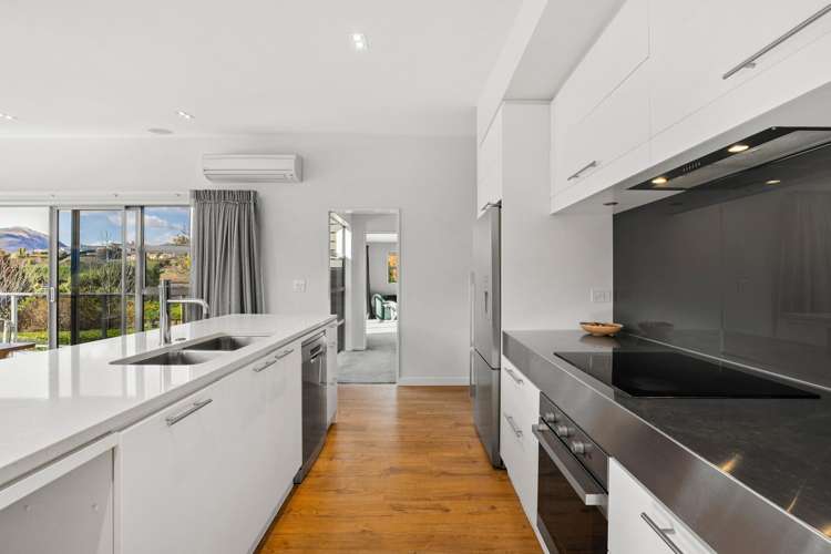 73 Oregon Drive Kelvin Heights_5