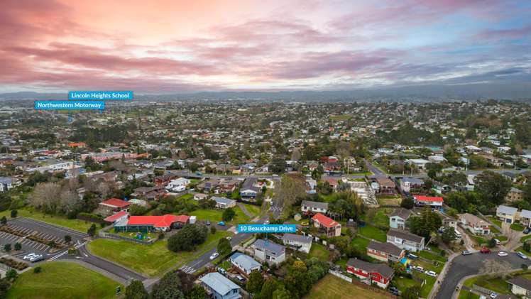 10 Beauchamp Drive Massey_26