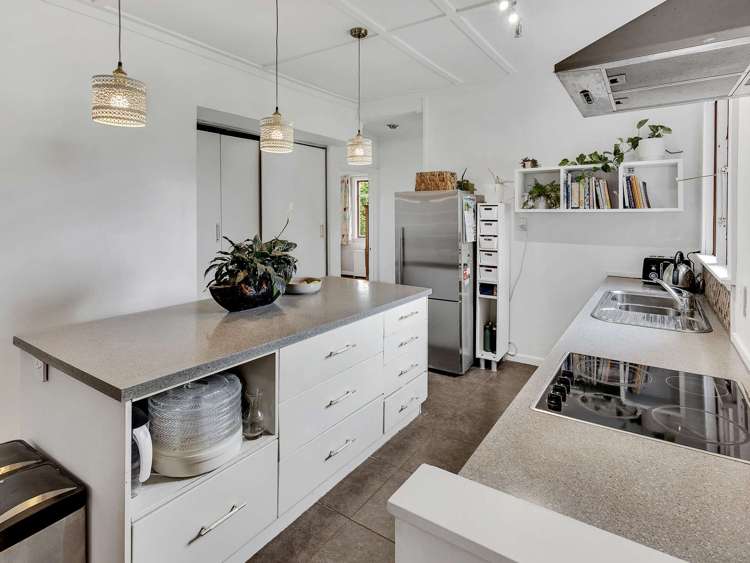 205 Sylvan Road Parkvale_5