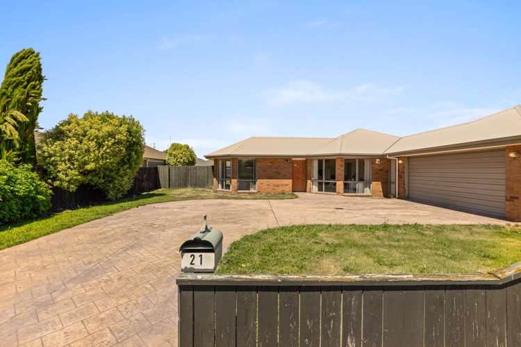 21 Springs Road Hornby_15