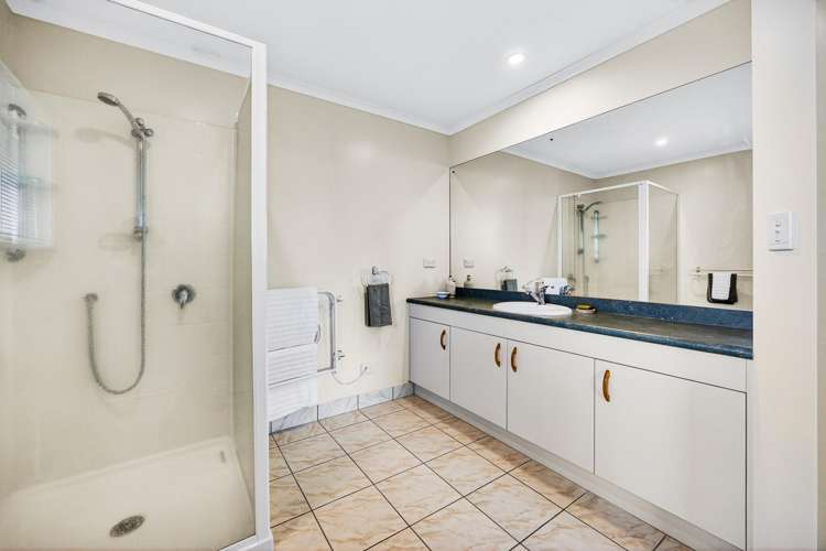 9 Athol Place Algies Bay_16