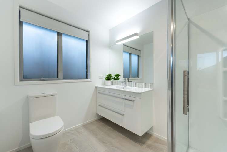 138 Puhirake Crescent Pyes Pa_9