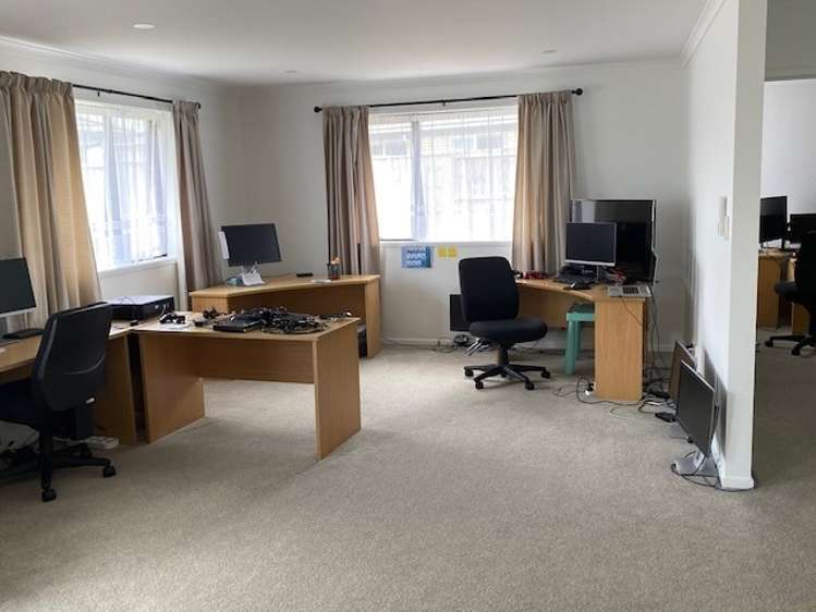 49 Plover Street One Tree Point_6