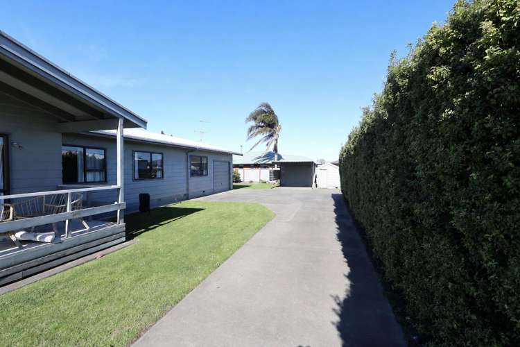 396 Ormond Road Lytton West_9