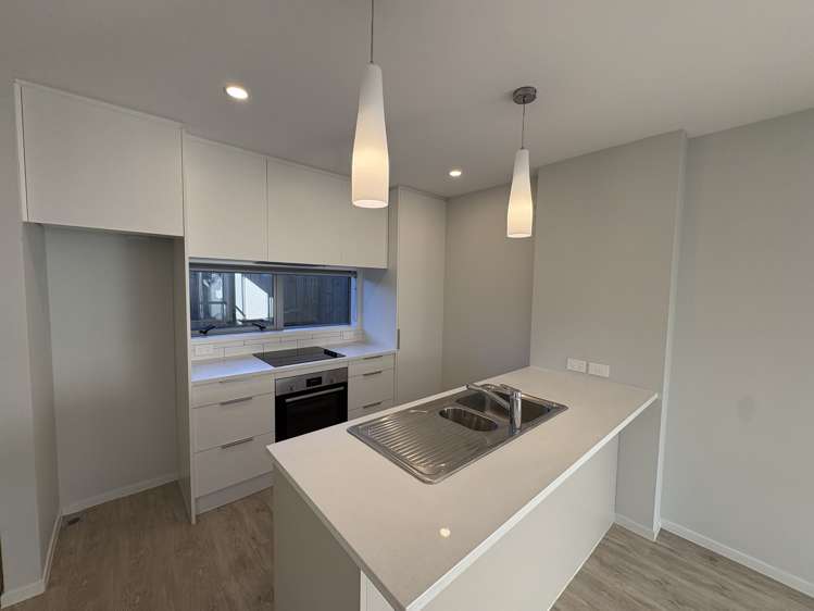 5/51 Wharf Road Te Atatu Peninsula_2