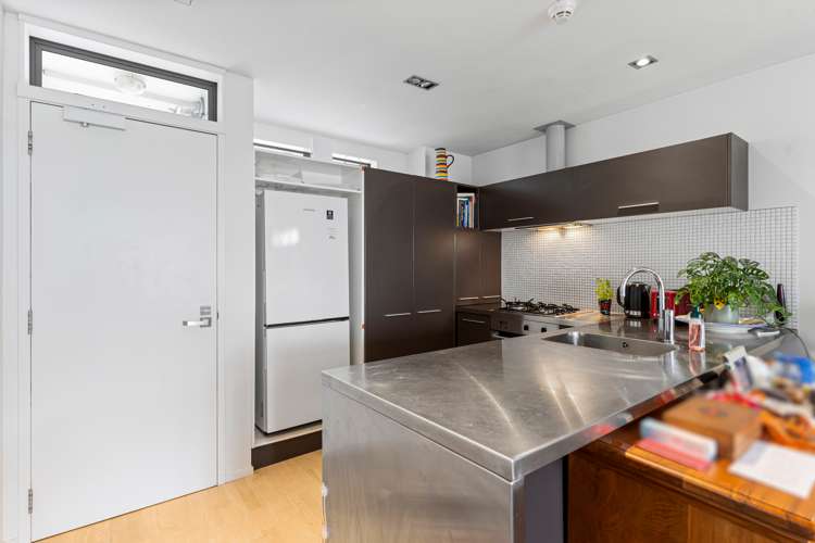 5y/435 New North Road Kingsland_11