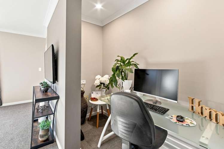 11 Glastonbury Drive Burwood_14