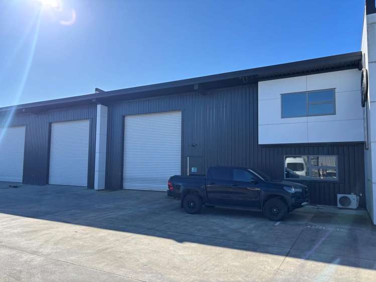 Unit 2, 125 Ingram Road_0