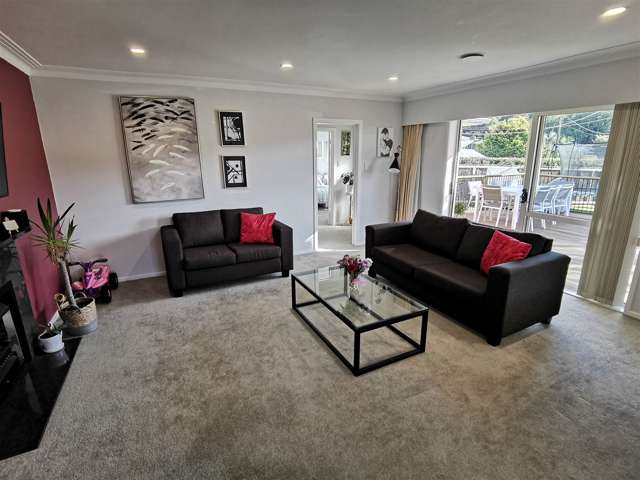 22 Forest Glen Orewa_3