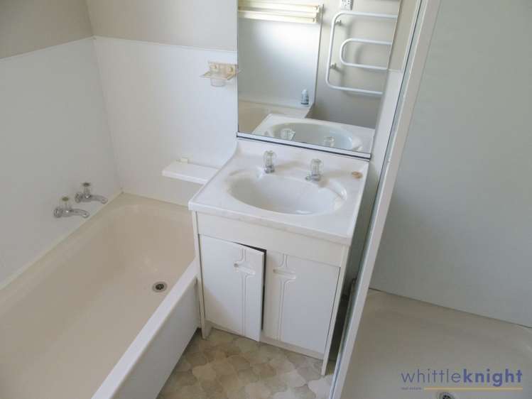 132 Racecourse Road Sockburn_7