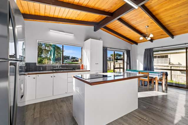 4 Omutu Street Oakura Coast_4