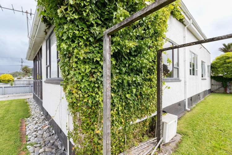 14 Marlborough Street Greymouth_34