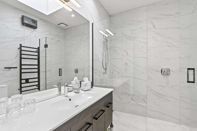 63 Infinity Drive Wanaka_14