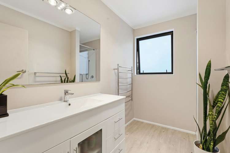 83 Devon Road Springvale_15