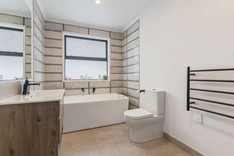 6 Urumaraki Avenue Helensville_22