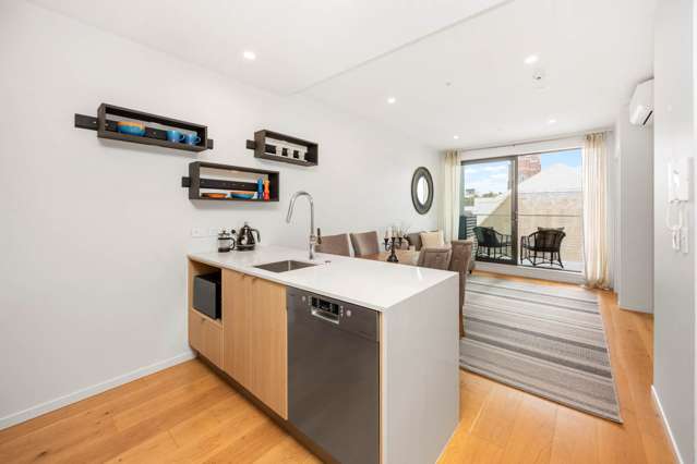 418/9 Madeira Lane Grafton_4