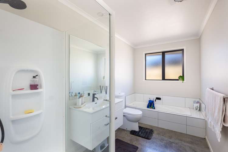 42 Aratapu Street Waitara_18