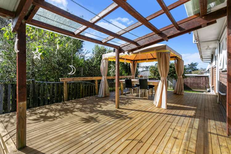 1/3 De Thiery Place Pakuranga Heights_12