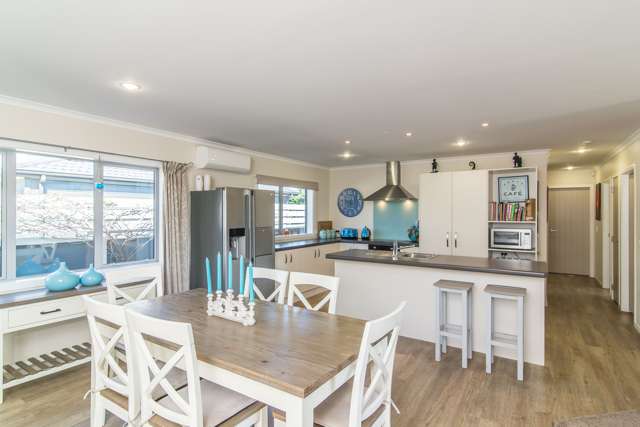 208 Mazengarb Road Paraparaumu_3