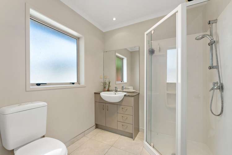 10c Landon Place Pukekohe_8