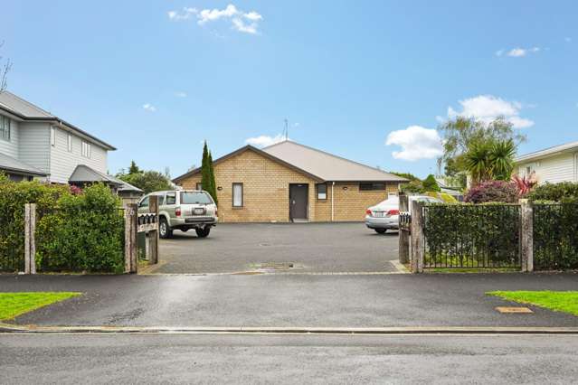 Luxury Motel-Type Unit - Walk to Hospital