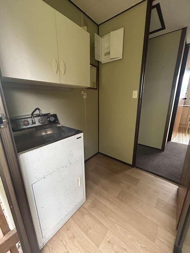 28 Hillside Cres Leigh_1
