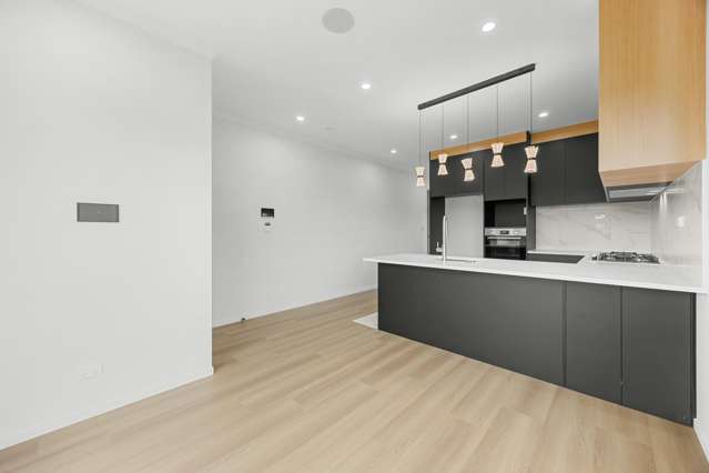 115 Otuwairoa Esplanade Opaheke_4