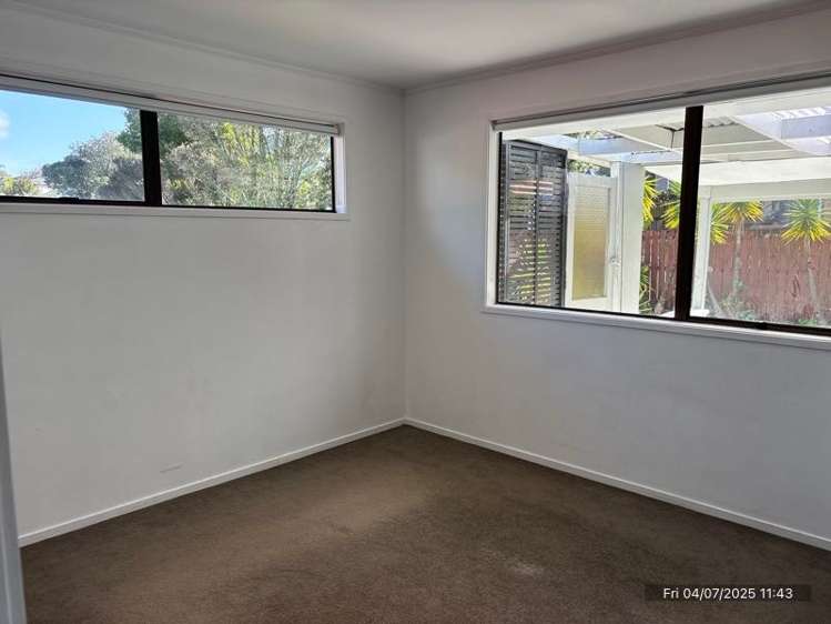 21 Fitzherbert Ave West Harbour_6