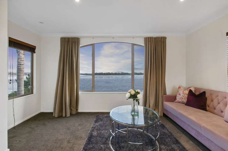 21 Mull Place Wattle Downs_16