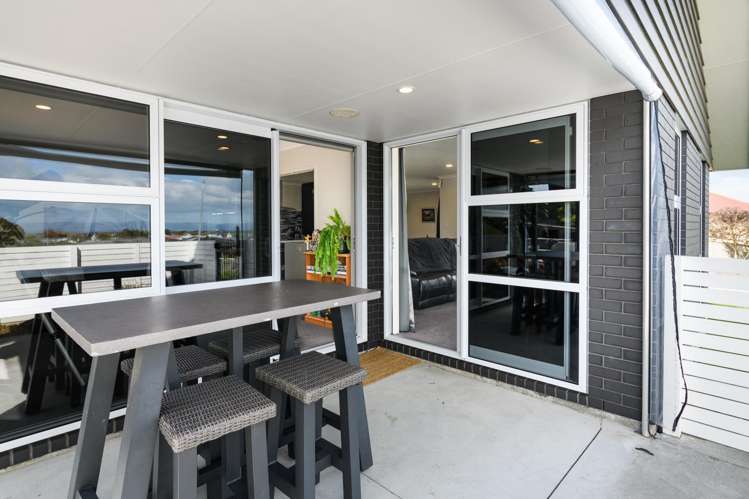36 Macdonald Heights Feilding_17