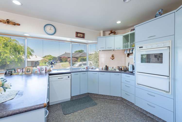 20 Rochfort Drive Richmond_13