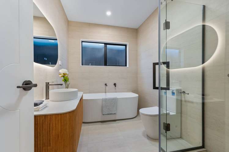 90 Huanui Drive Orewa_15
