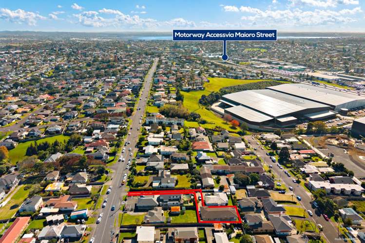 2/442 Richardson Road Mt Roskill_12