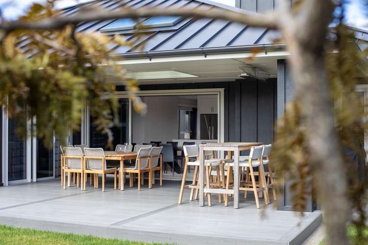 32 Wallis Street Raglan_23