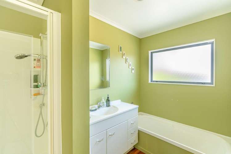 171 Derham Road Te Horo_16