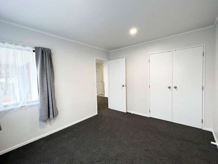 53 Blakeborough Drive Forrest Hill_18