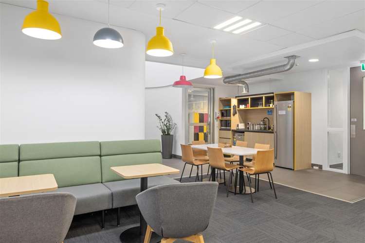 17 Sir William Pickering Drive Burnside_7