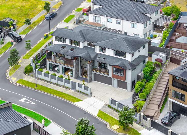 45 Armstrong Farm Drive East Tamaki Heights_41
