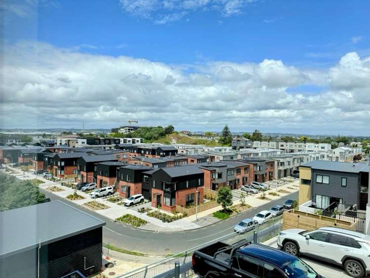 5/11 Ryburn Road Mount Wellington_5