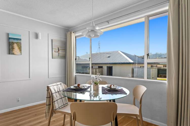 17 Tui Street_4