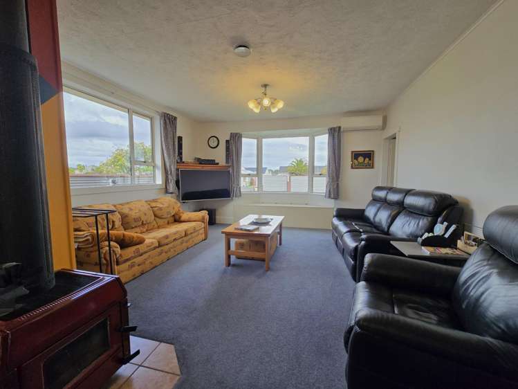 182 Stafford Street Hokitika_5