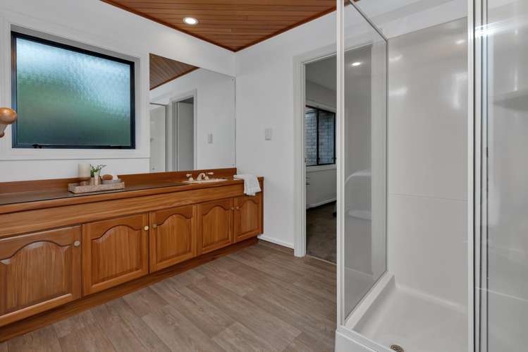 18 Augusta Place Te Kamo_17